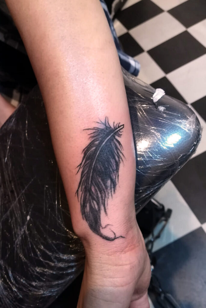 Feather Tattoo Designs- Bob Tattoo Studio