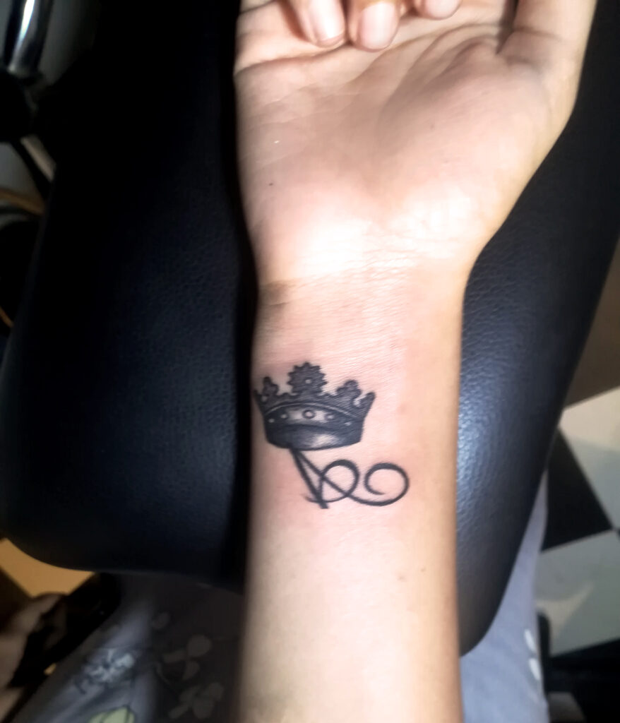 Crown Tattoo Designs- Bob Tattoo Studio